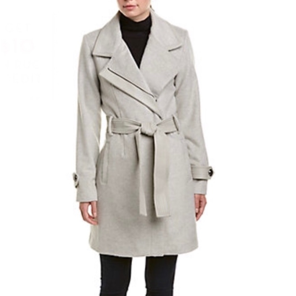 Badgley Mischka wool-blend grey coat.